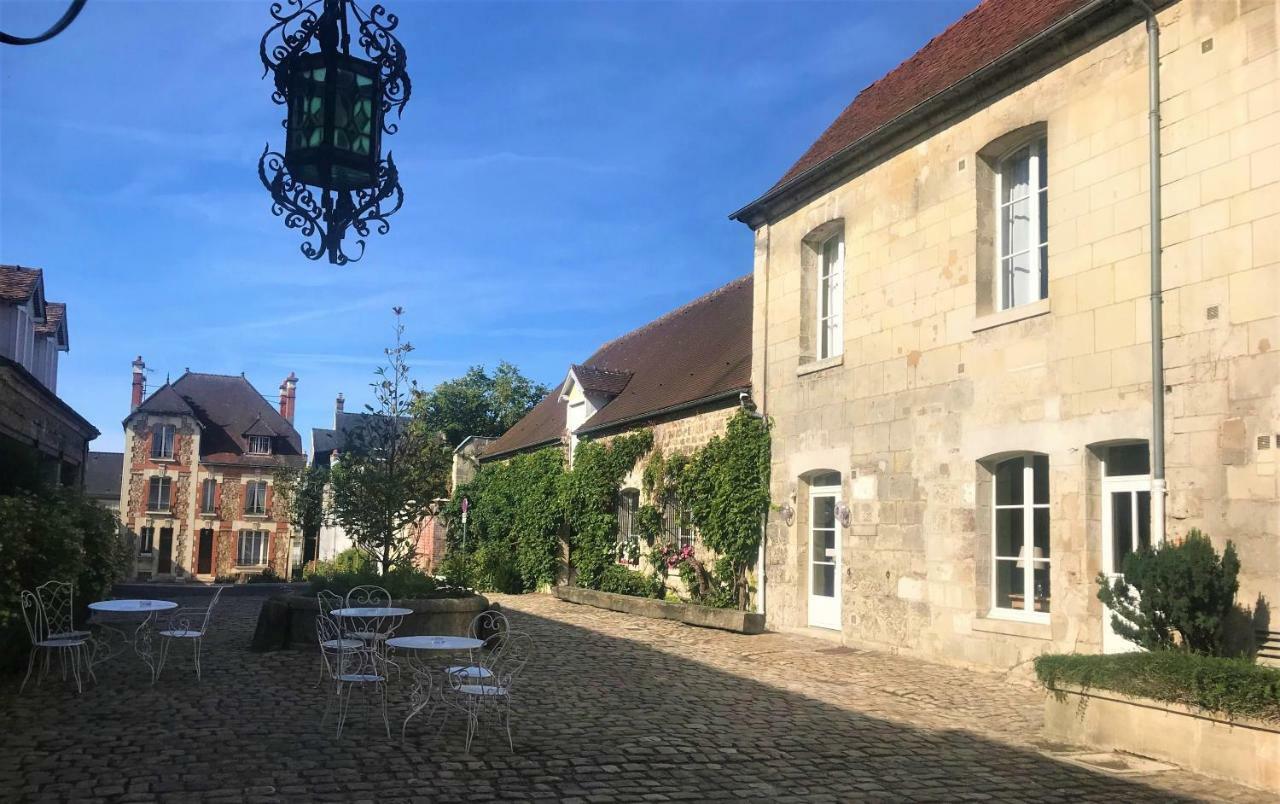 Hotel Le Regent Villers-Cotterets  Exterior photo