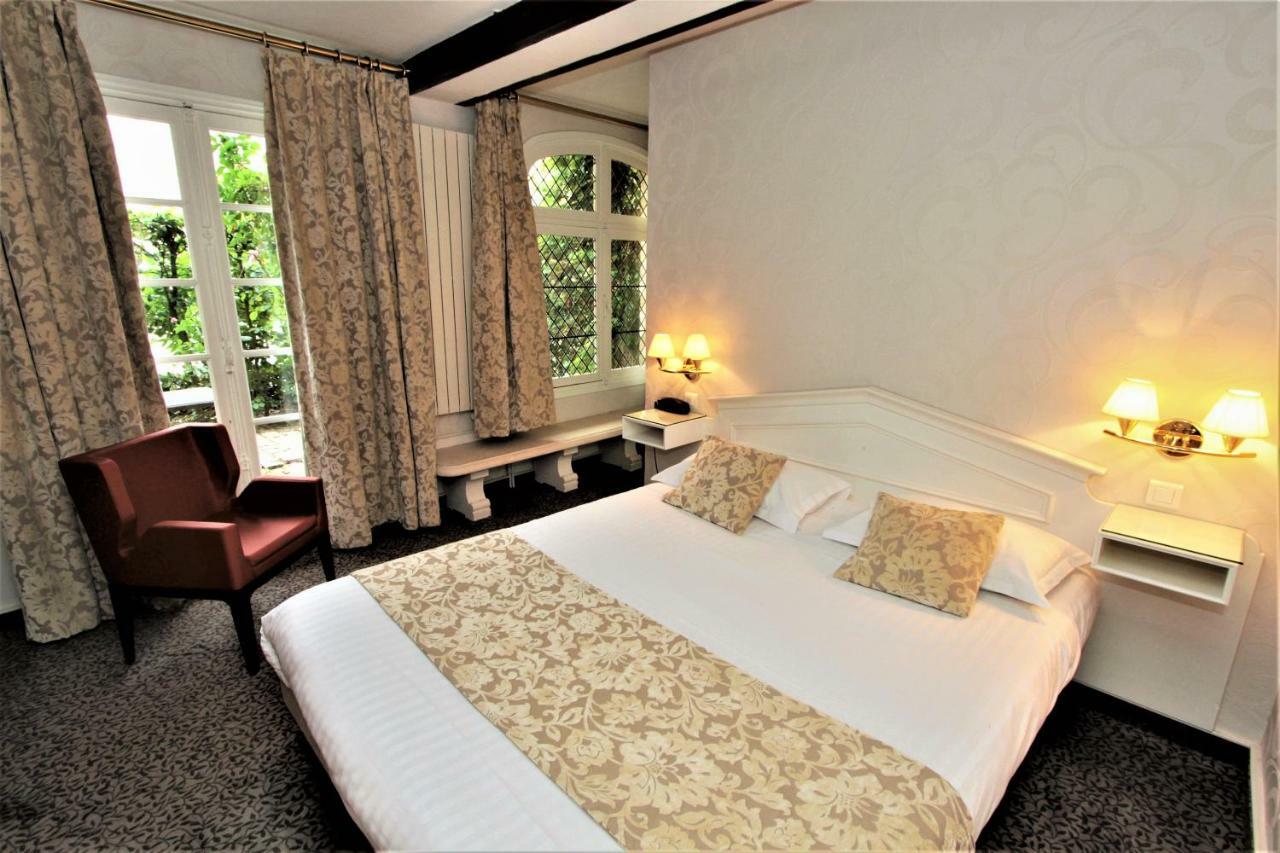 Hotel Le Regent Villers-Cotterets  Exterior photo