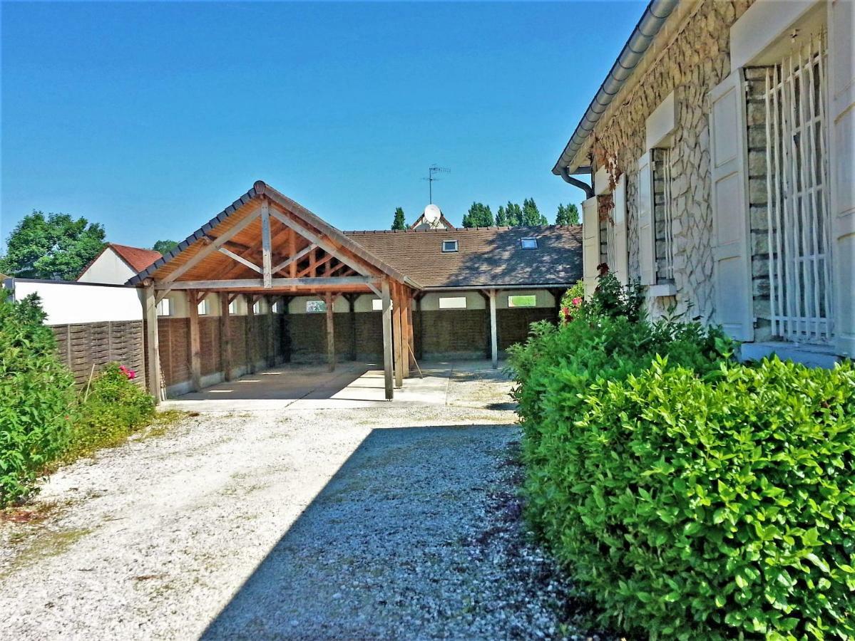 Hotel Le Regent Villers-Cotterets  Exterior photo