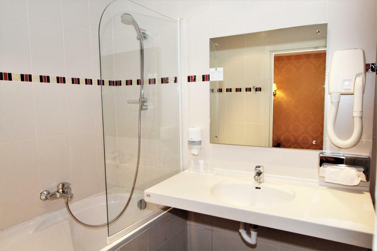 Hotel Le Regent Villers-Cotterets  Exterior photo